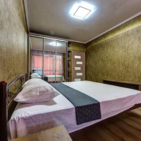 Apartments Near Shevchenko Boulevard Kiev Luaran gambar